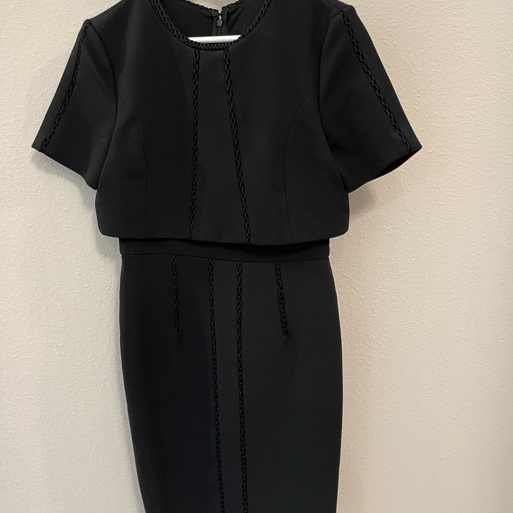 Toccin Popover Short Sleeve Black Sheath Dress